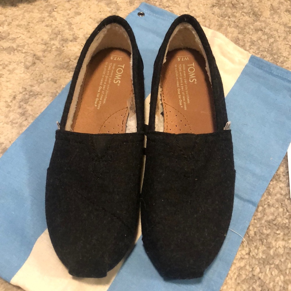 Toms